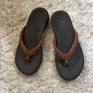 Reef Dark Brown and Black Sandals